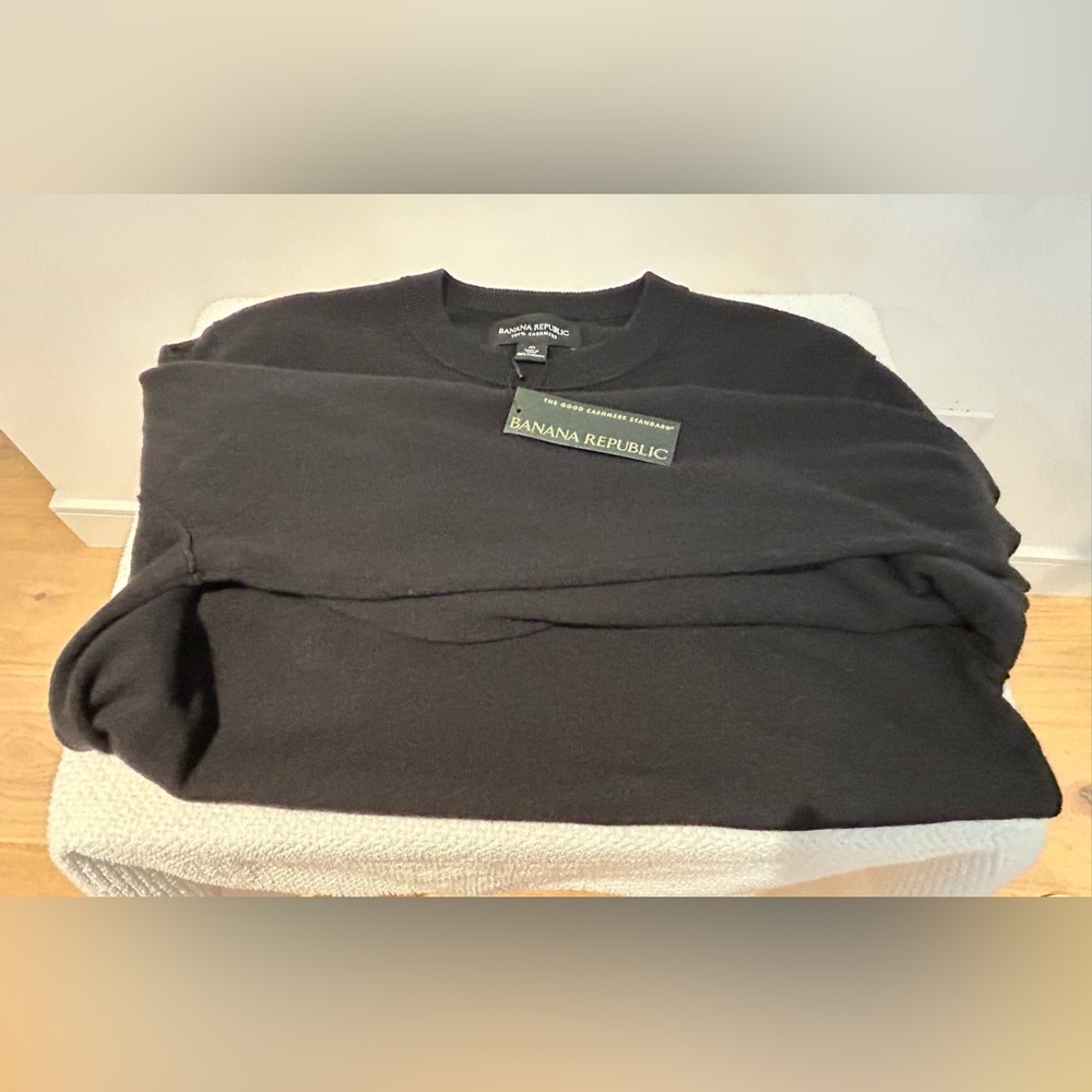 NWT Bana Republic 100% Cashmere Sweater RETAIL $150